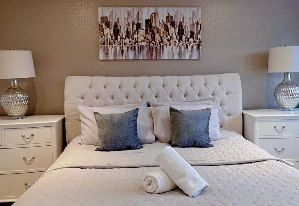 No6, Luxury Townhouse Near Bicester Village ภายนอก รูปภาพ